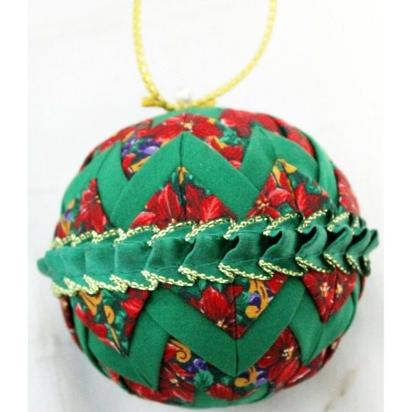 Quilted Christmas Ornament Green Red Floral Pattern Poinsettias Ribbon Decorated - Picture 4 of 8